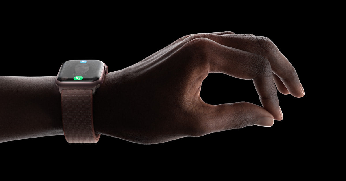 Double Tap Gesture on Apple Watch - an excellent feature