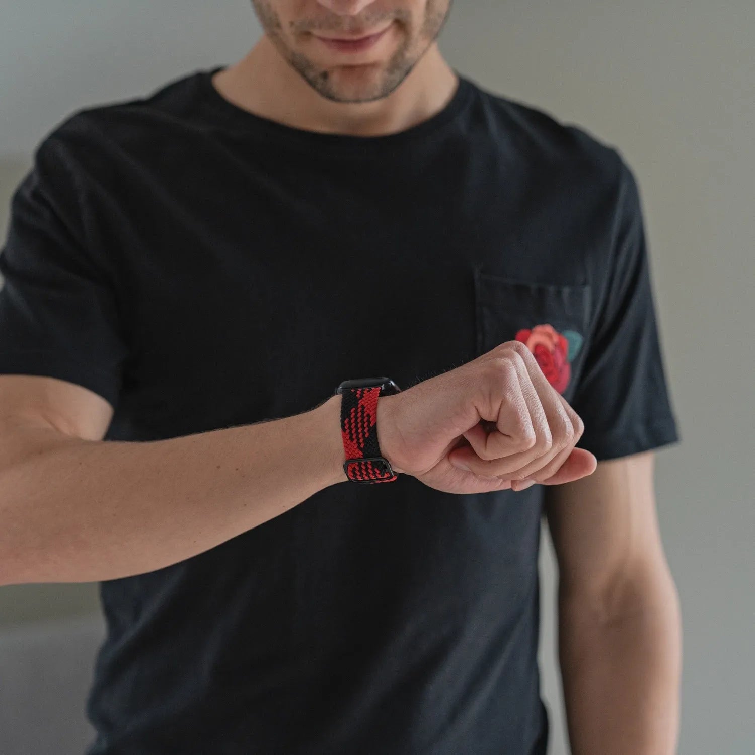 Adjustable Apple Watch Braided Loop#color_black/red