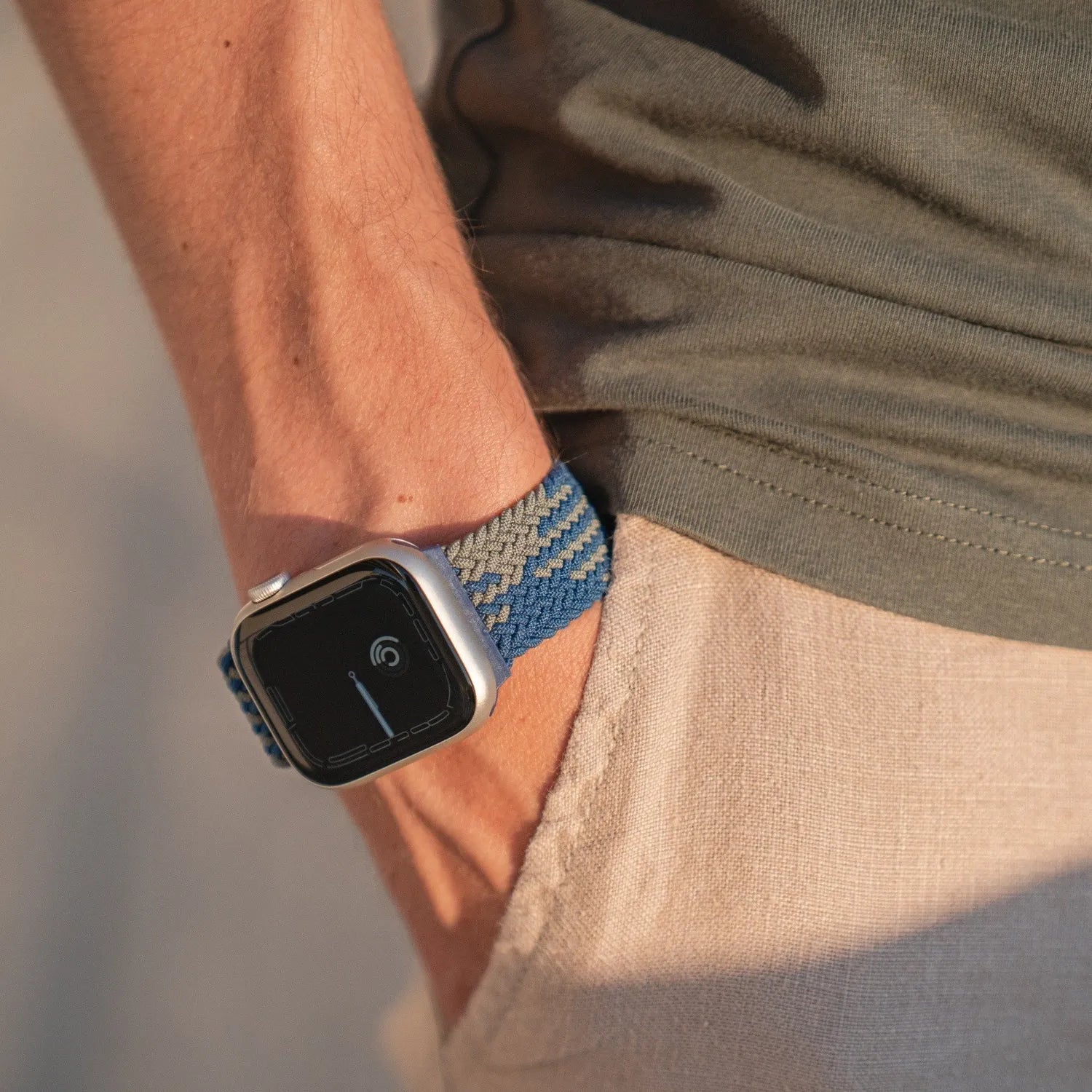 Adjustable Apple Watch Braided Loop#color_blue/green