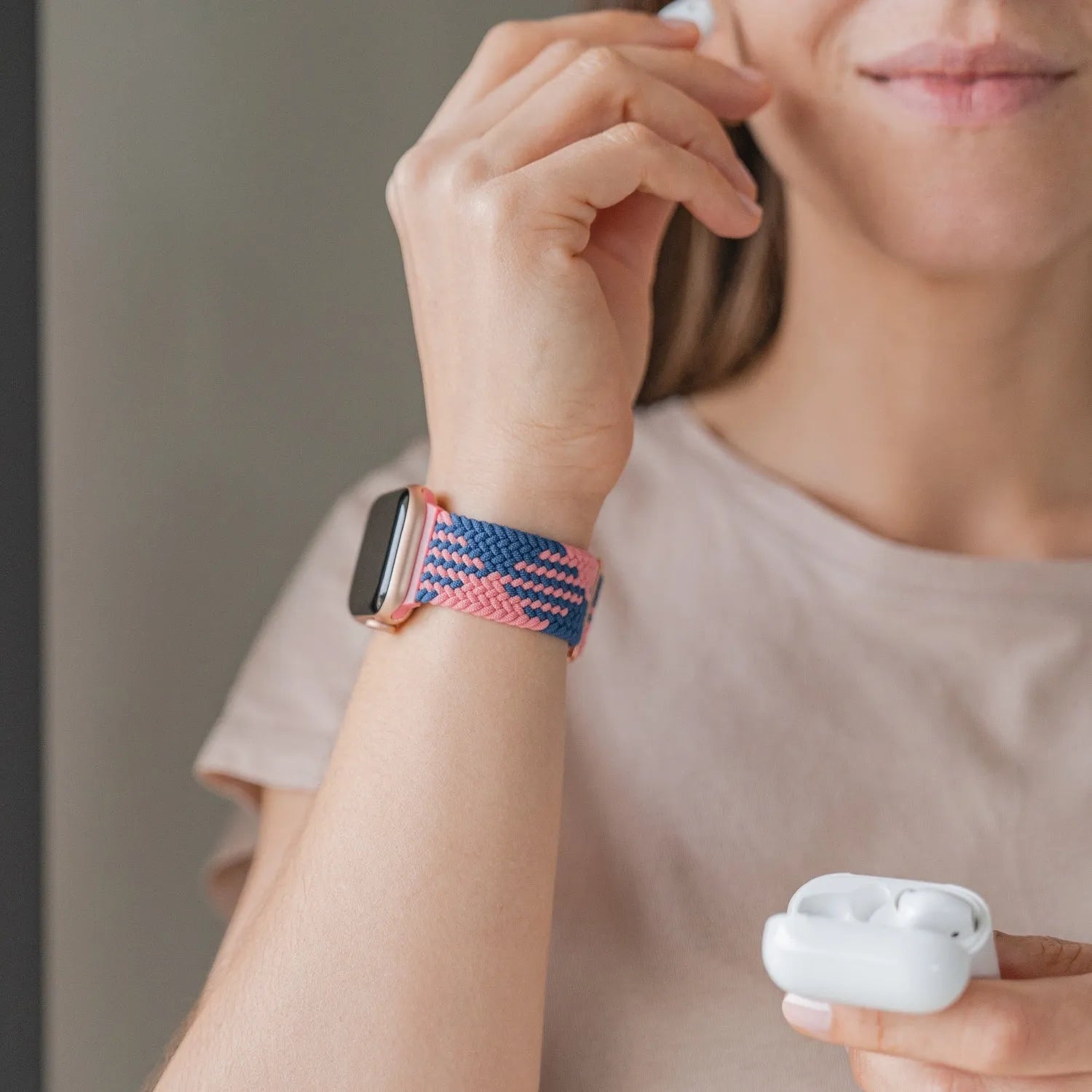 Adjustable Apple Watch Braided Loop#color_blue/pink