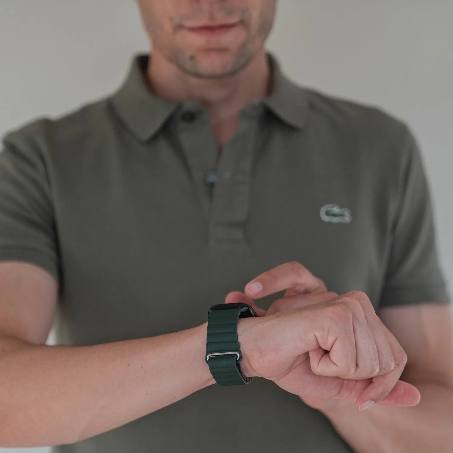 Apple Watch magnetic leather loop#color_forest green