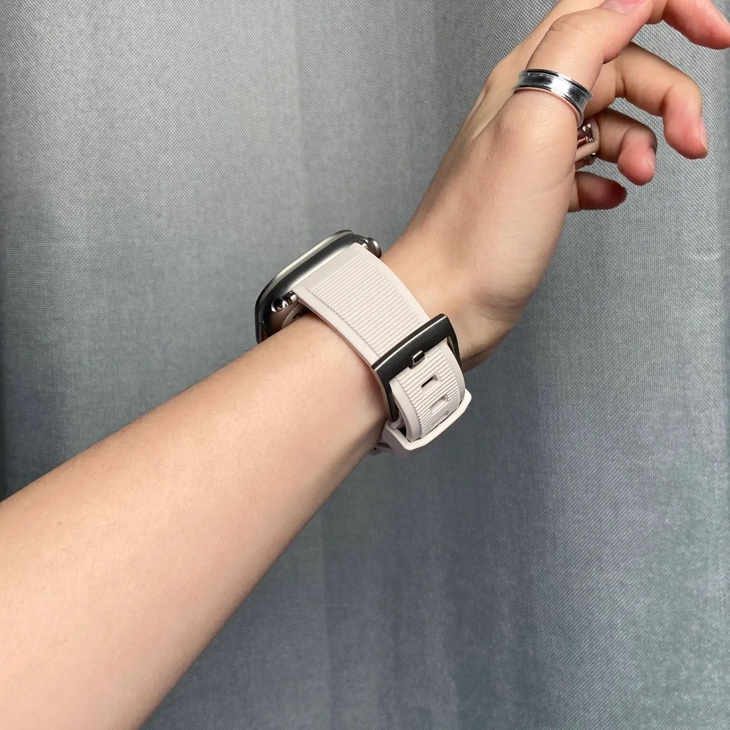 Apple Watch rugged band#color_starlight