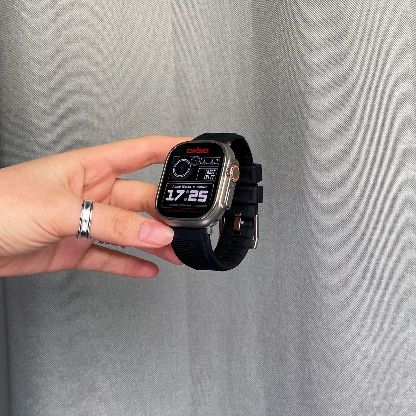 Apple Watch rugged band#color_black