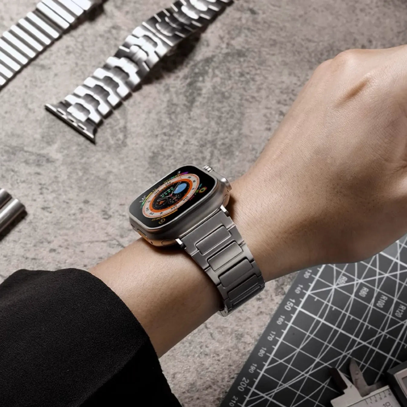 Apple Watch Titanium Band | T05