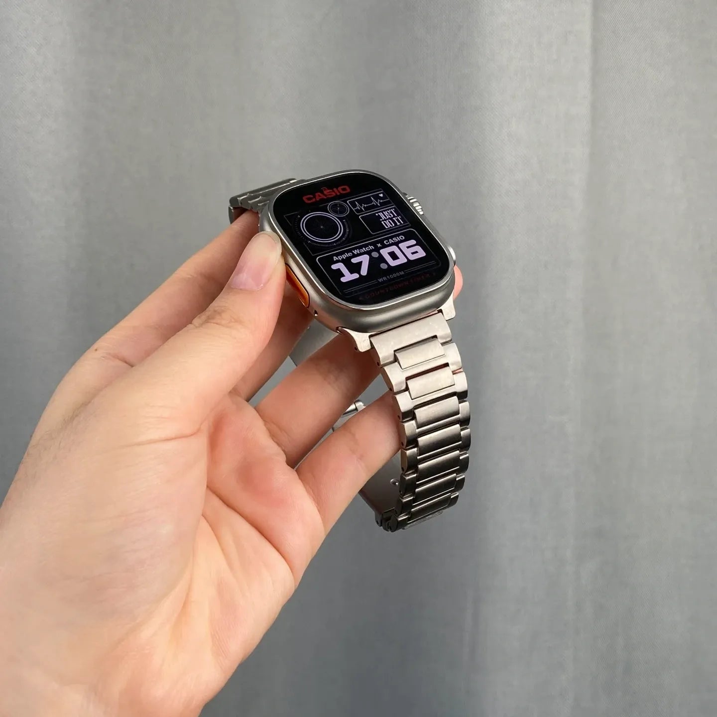Apple Watch titanium band#color_titanium