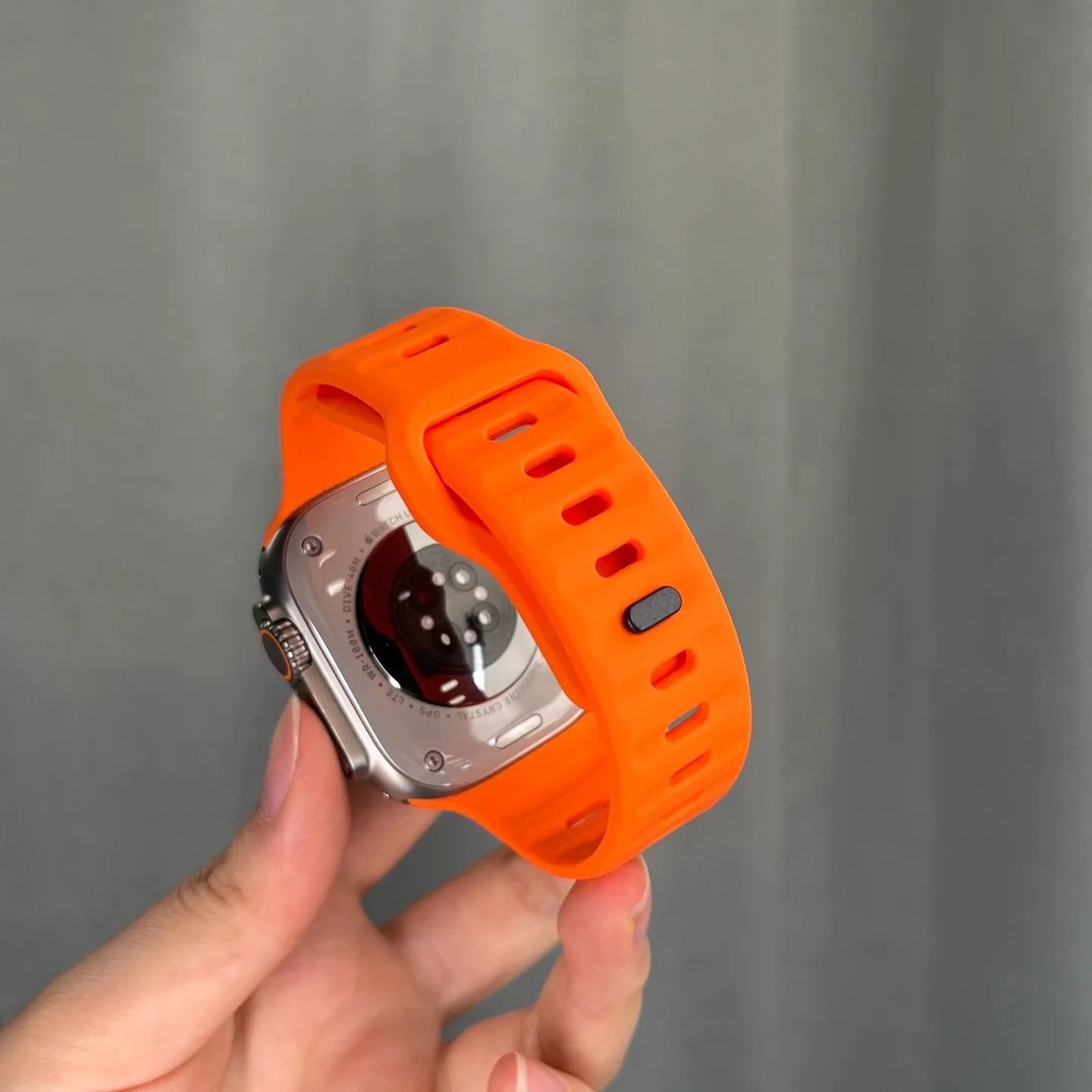 waterproof Apple Watch silicone band#color_orange