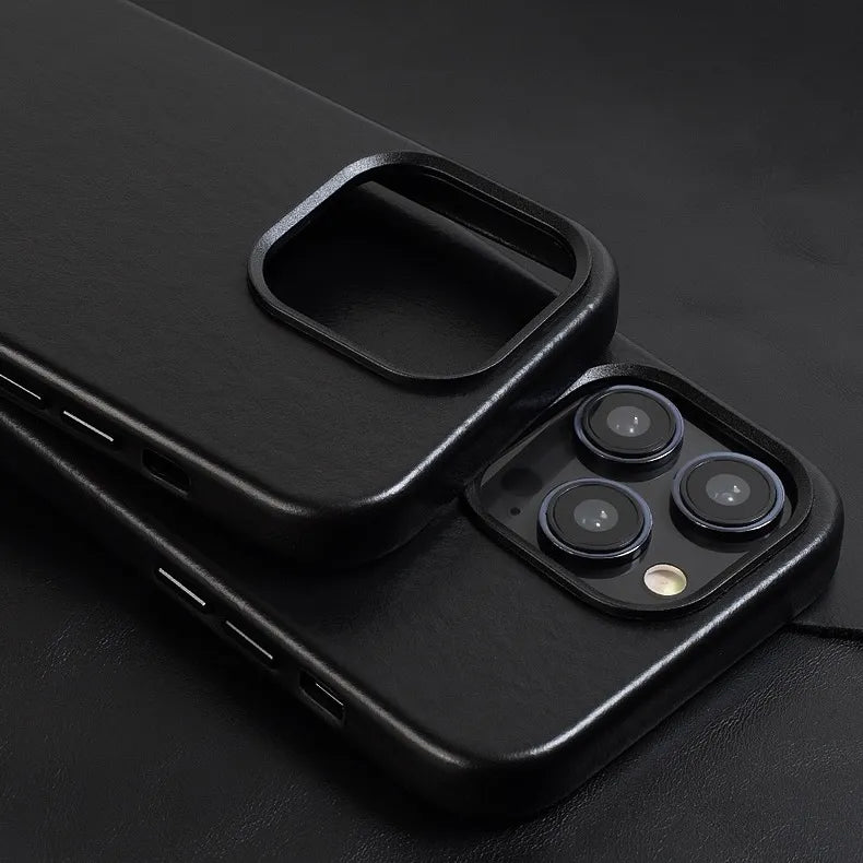 Leather iPhone Case (MagSafe)