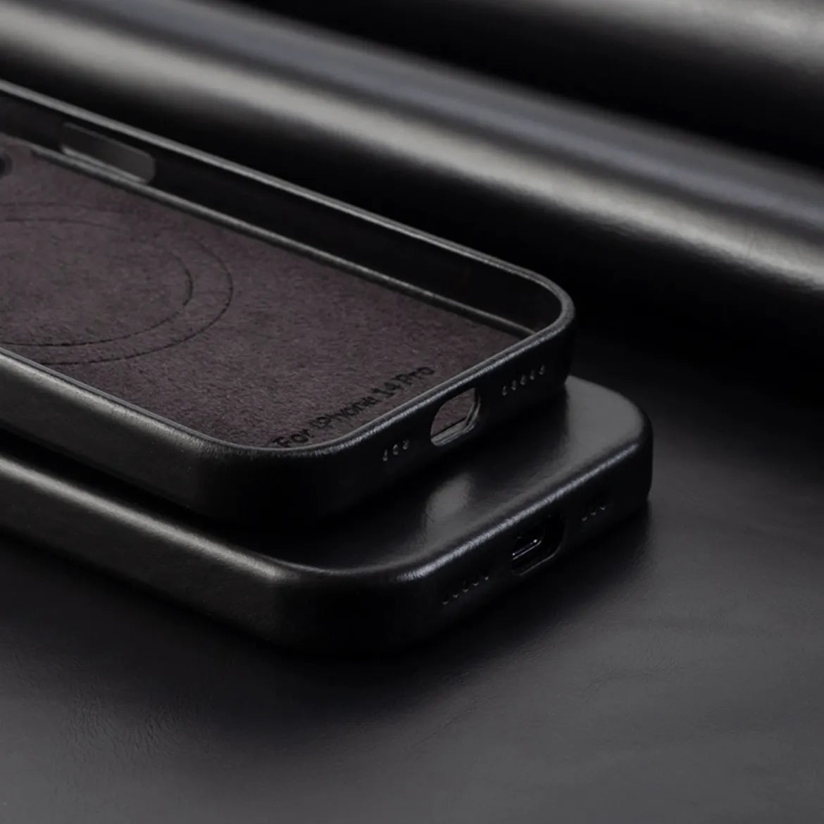 Leather iPhone Case (MagSafe)