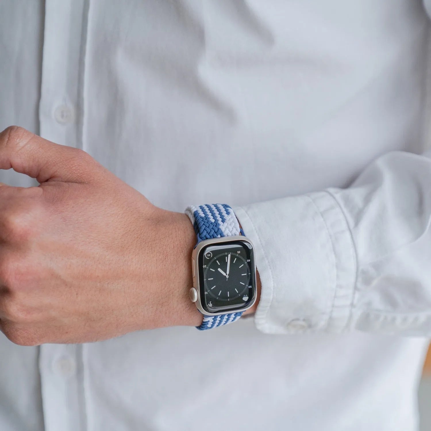 Adjustable Apple Watch Braided Loop#color_blue/white