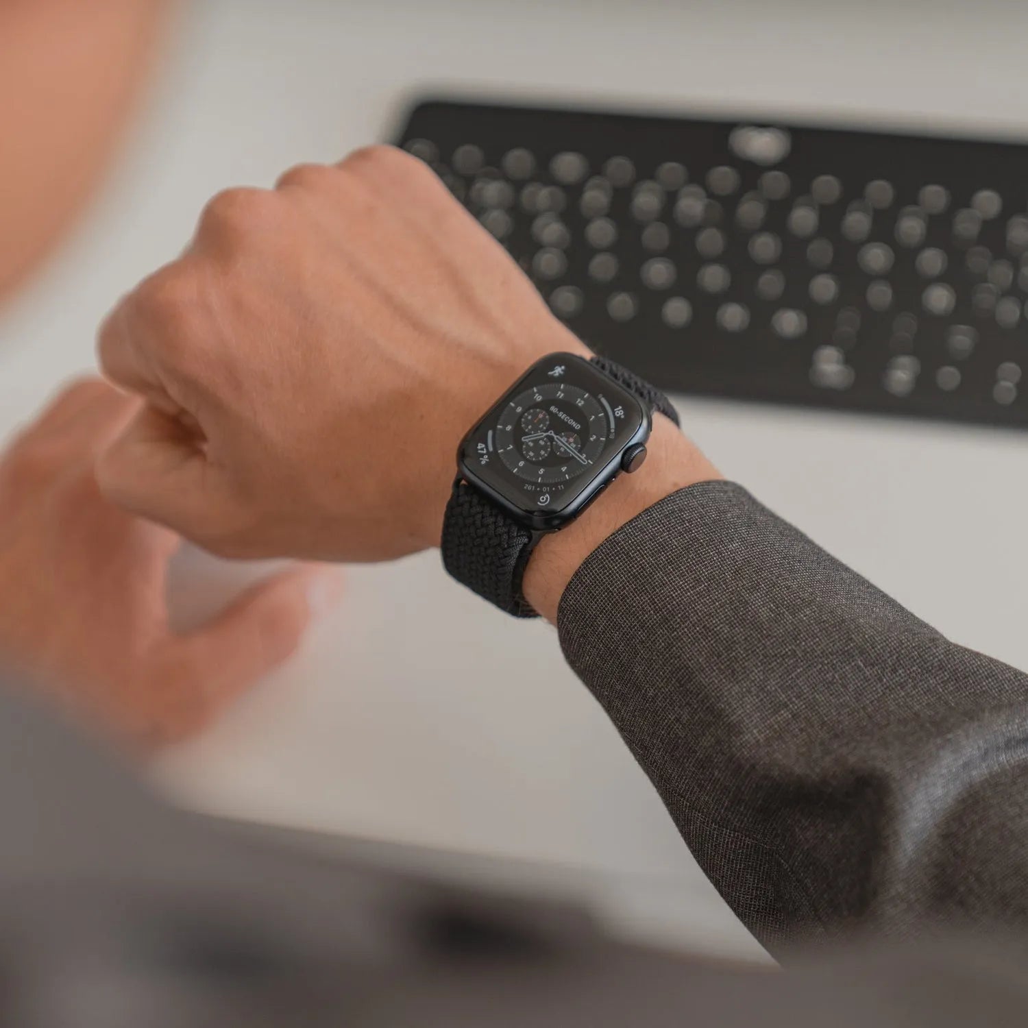 Adjustable Apple Watch Braided Loop#color_black