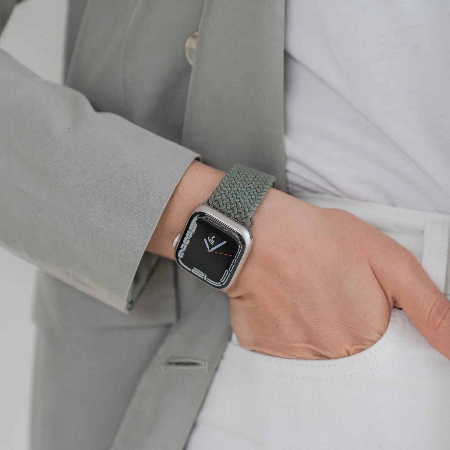 Adjustable Apple Watch Braided Loop#color_green