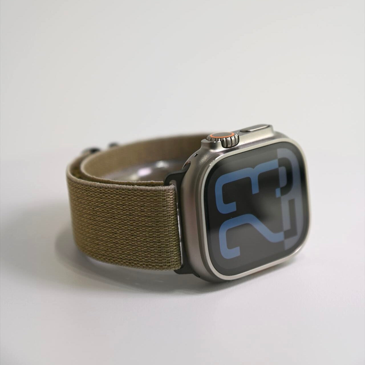 Apple Watch Alpine Loop#color_wheat