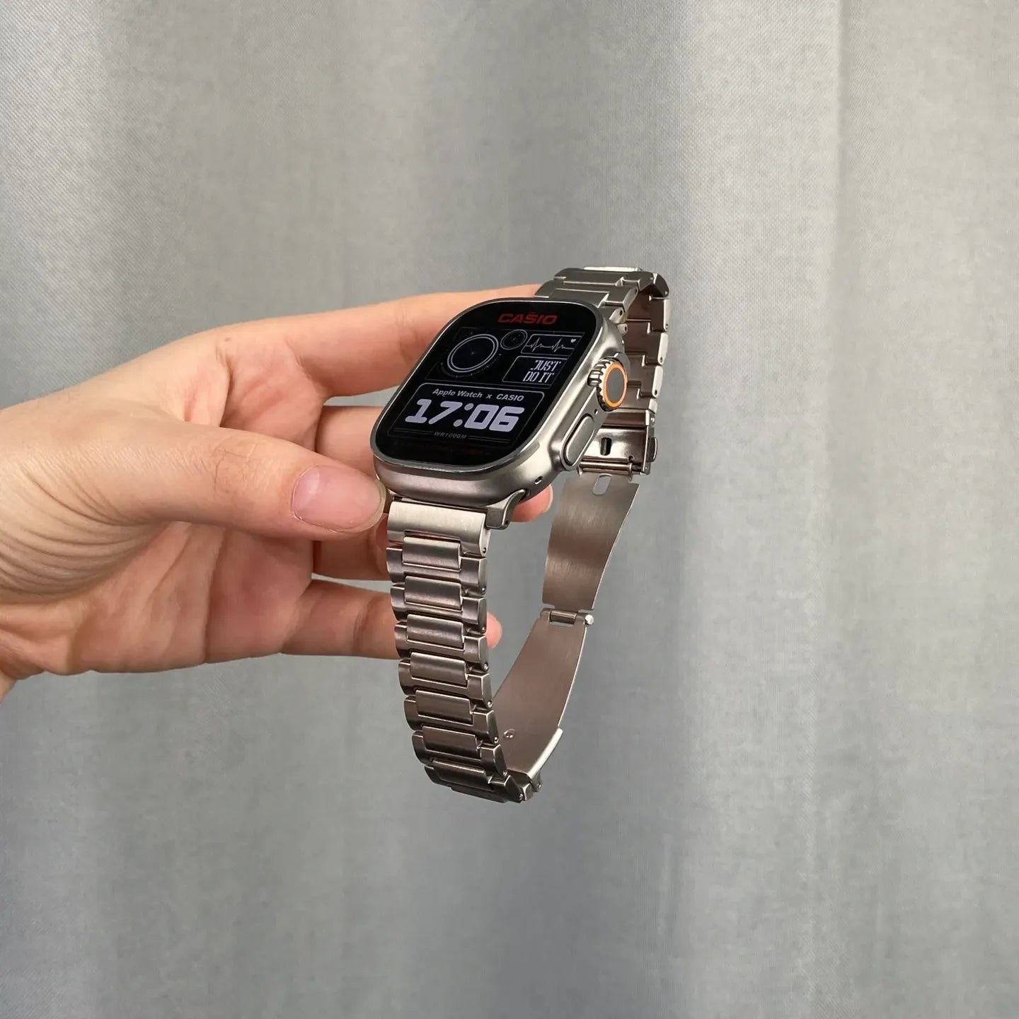 Apple Watch titanium band#color_titanium