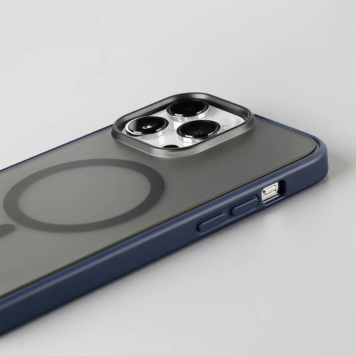 iPhone 14 Pro matte case with MagSafe - navy blue